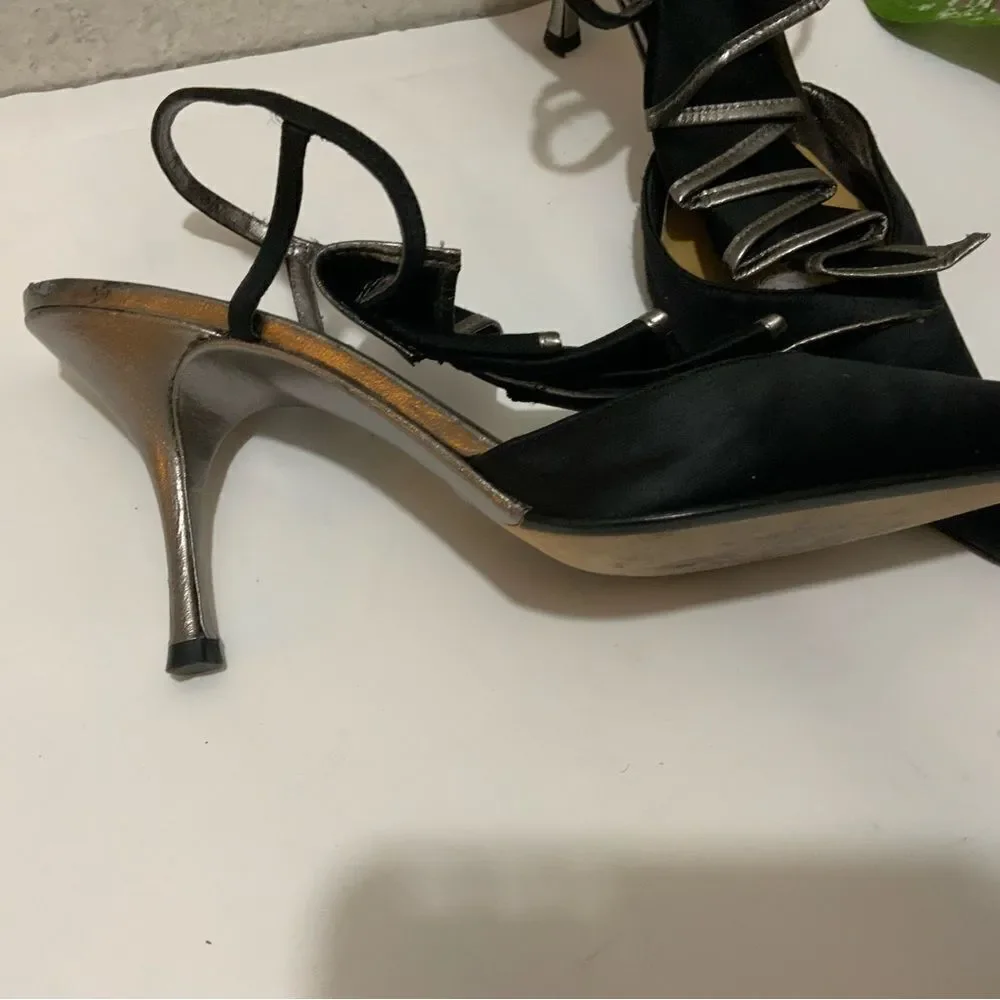 Maxx Studio Shoe heels black sliver size 8.5M